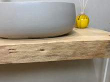 Carica l'immagine nel visualizzatore di Gallery, mensola bagno in cedro del libano