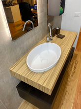 Carica l'immagine nel visualizzatore di Gallery, Piano lavabo rettangolare in legno di vero rovere