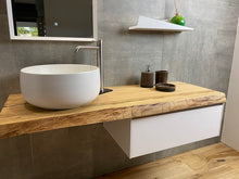 Carica l'immagine nel visualizzatore di Gallery, Piano lavabo in Rovere Rosso con cassetto integrato laccato bianco