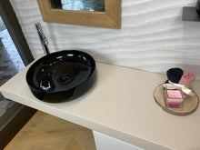 Carica l&#39;immagine nel visualizzatore di Gallery, Mensola piano lavabo in cemento resina materico crema opaco
